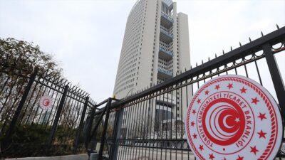 İş dünyasının temsilcileri, Ticaret Bakanlığı öncülüğünde fahiş ve spekülatif fiyat