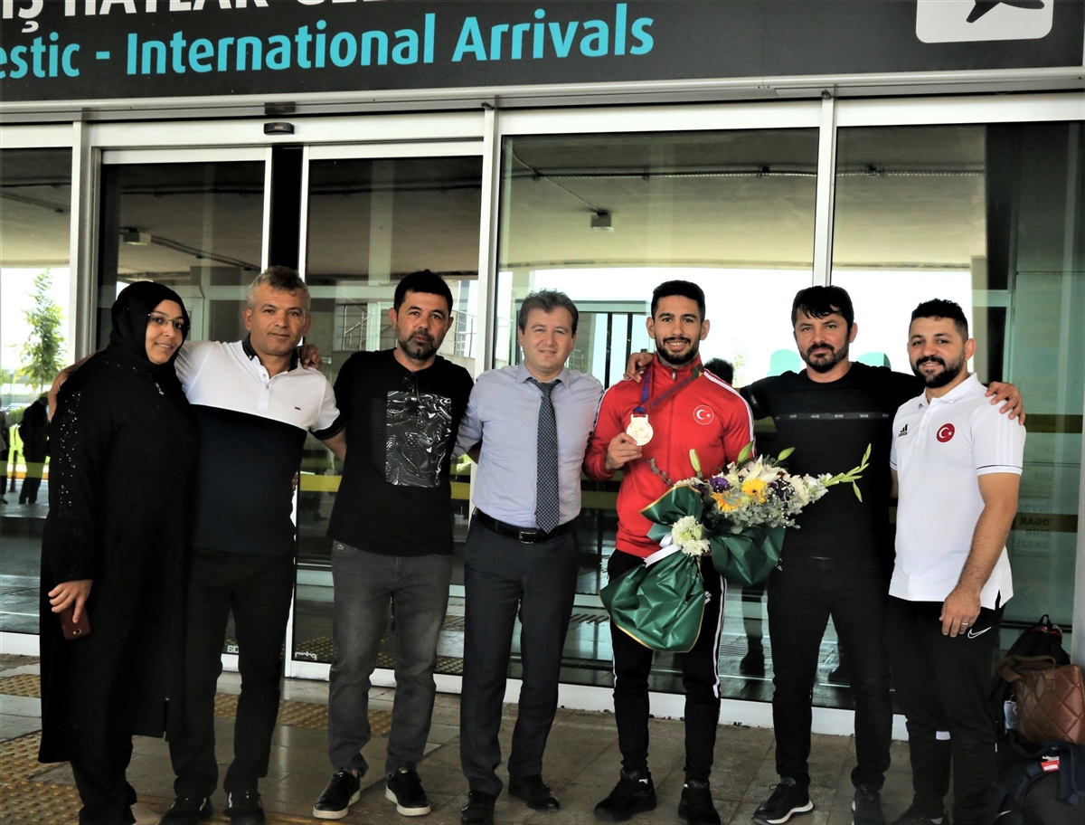 İSTANBUL (AA) – Kırgızistan'da düzenlenen 7. İşitme Engelliler Dünya Güreş