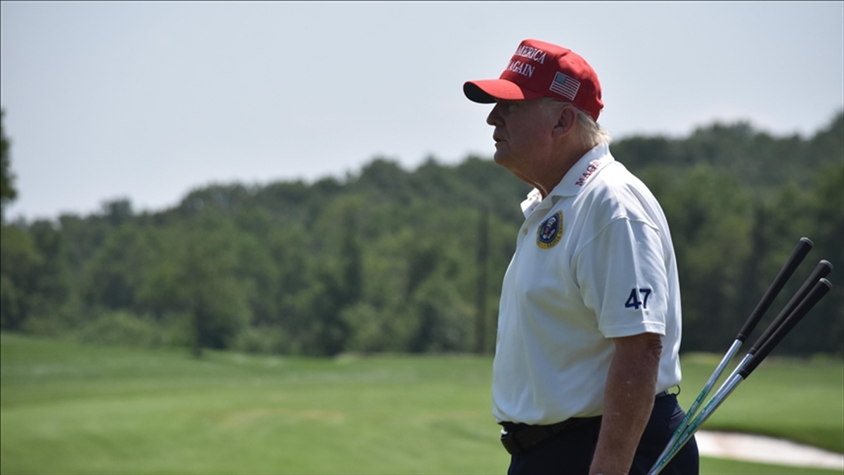Eski ABD Başkanı Donald Trump, hakkında açılan davalarda suçlu bulunur