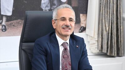 Ulaştırma ve Altyapı Bakanı Abdulkadir Uraloğlu, 3 Mayıs 2023'te ulaşıma