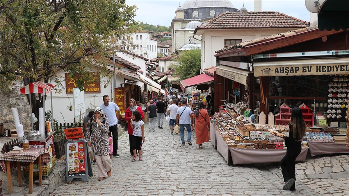 UNESCO Dünya Mirası Listesi'nde yer alan Karabük'ün Safranbolu ilçesinde hafta
