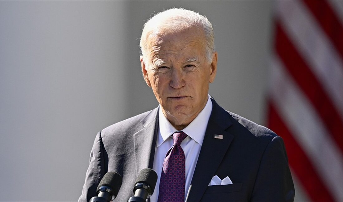 ABD Başkanı Joe Biden, Çin ve Filipinler'e ait gemilerin Güney