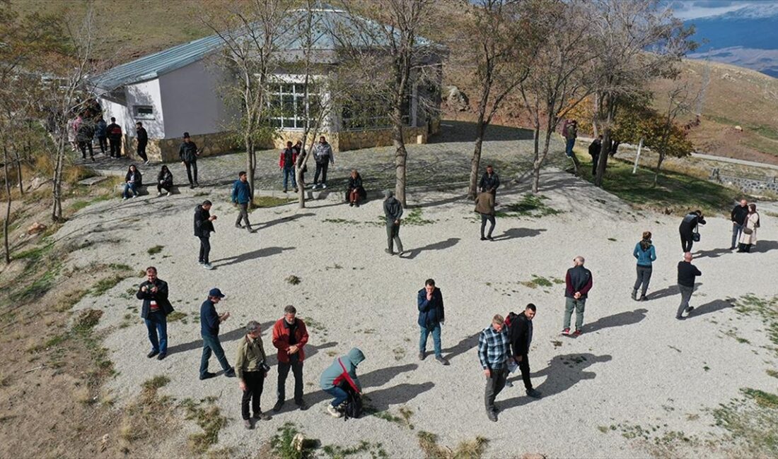 Ağrı'nın Doğubayazıt ilçesindeki Nuh'un Gemisi'ne ait kalıntıların olduğuna inanılan alan,