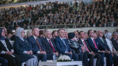 AK Parti'nin 4. Olağanüstü Büyük Kongresi'nde oluşturulan yeni Merkez Karar