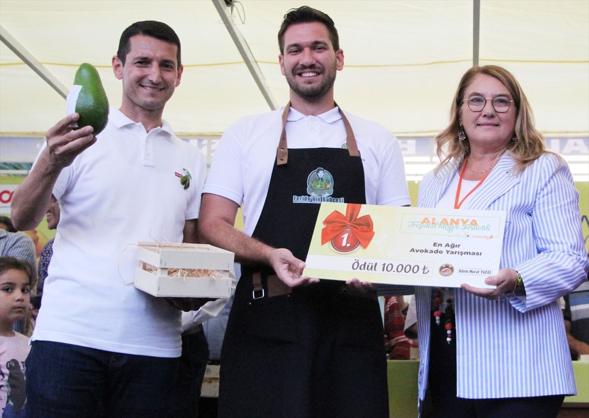 ANTALYA (AA) – Antalya'nın Alanya ilçesinde "Avokado ve Mango" temalı