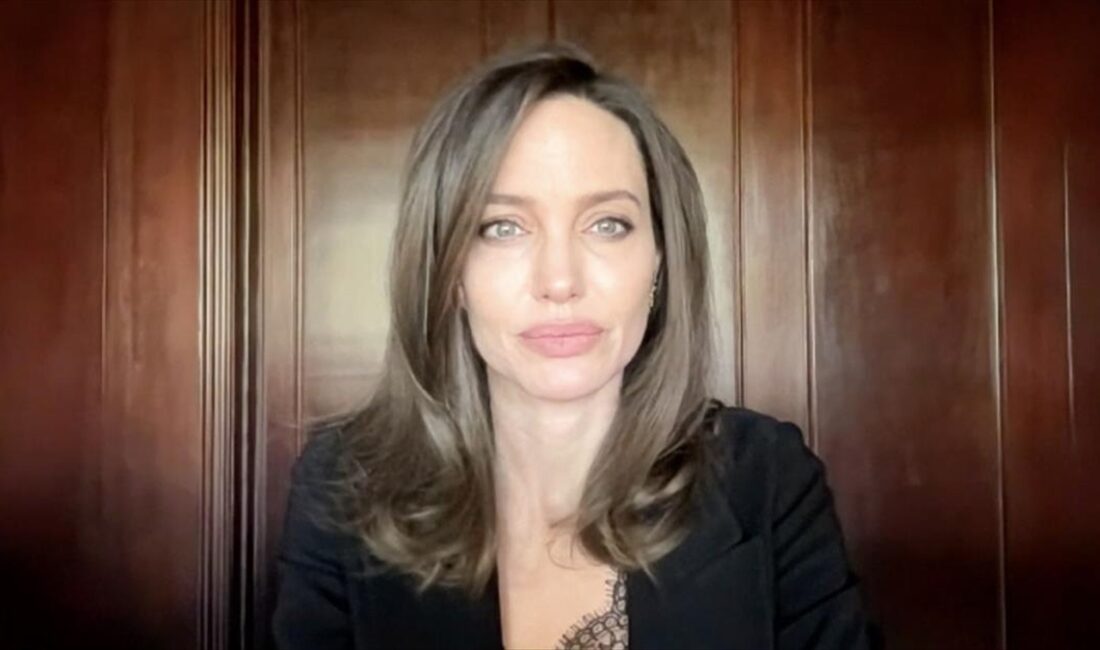 ABD'li oyuncu Angelina Jolie, İsrail'in Gazze'de sivillere yönelik saldırılarına tepki