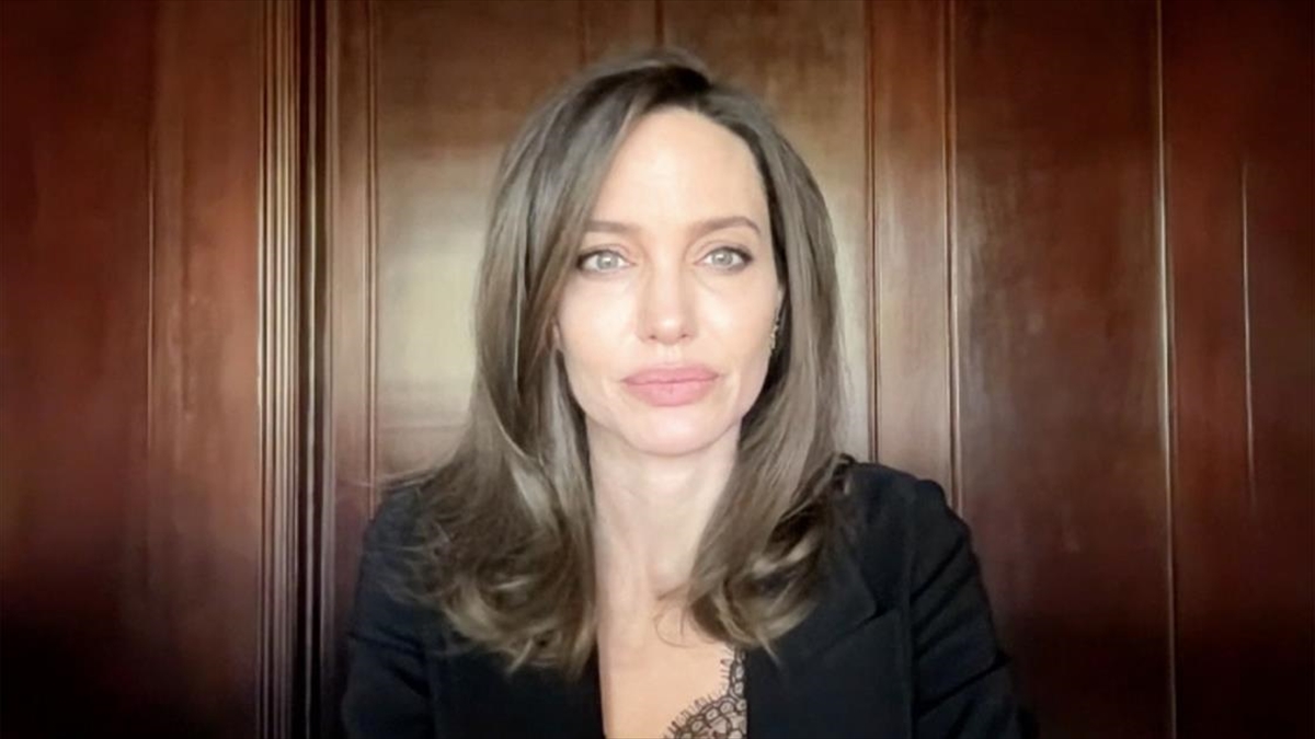 ABD'li oyuncu Angelina Jolie, İsrail'in Gazze'de sivillere yönelik saldırılarına tepki
