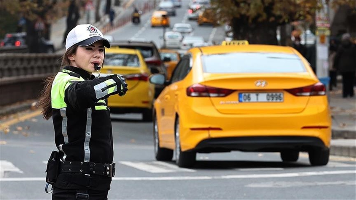 ANKARA (AA) – Ankara Emniyet Müdürlüğünden yapılan açıklamaya göre, 7