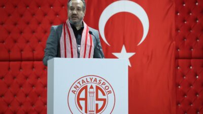 ANTALYA (AA) – Antalyaspor'un olağan genel kurulunda başkanlığa Sinan Boztepe