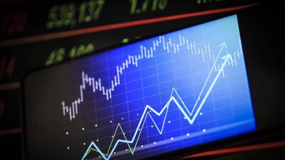 BERLIN (AA) – ABD Merkez Bankası (Fed) şahin duruşunu s&uuml;rd&uuml;r&uuml;rken,