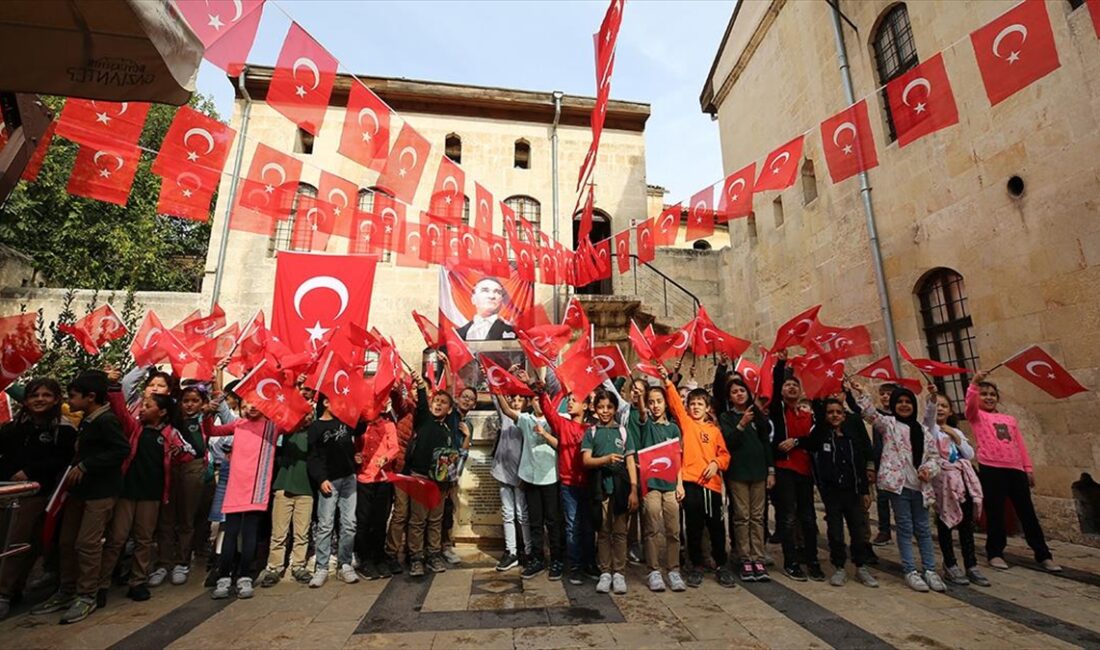 Gazi Mustafa Kemal Atatürk'ün nüfusa kayıtlı olduğu Bey Mahallesi ve