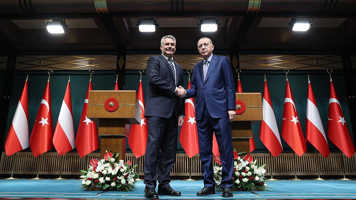 Avusturya Başbakanı Nehammer, "Biz Türkiye ile yoğun bir ekonomik işbirliği