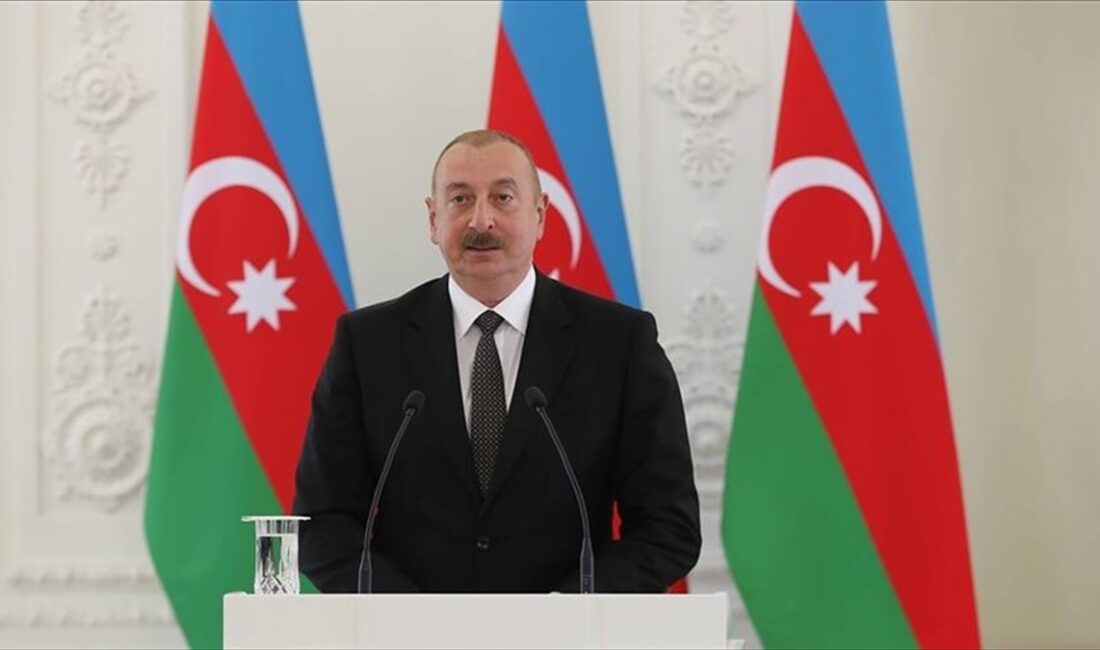 Azerbaycan Cumhurbaşkanı Aliyev, "İkiyüzlü politika izleyen Fransa, kendisini bölgemizdeki ulusal