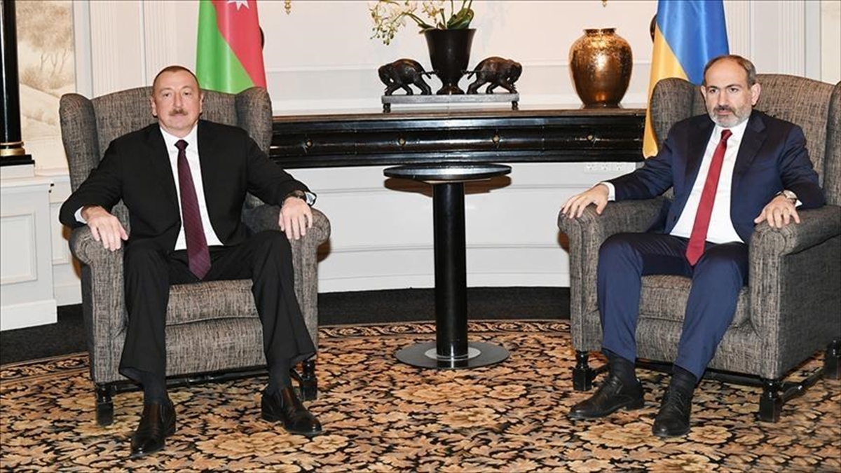 Avrupa Birliği (AB) Konseyi Başkanı Charles Michel, Azerbaycan ve Ermenistan