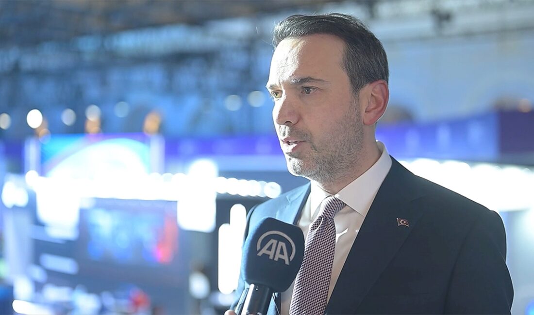 Enerji ve Tabii Kaynaklar Bakanı Bayraktar, "Türkiye’de bizim hedefimiz esas