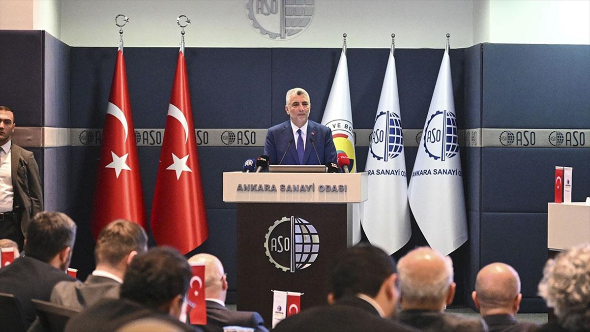 Ticaret Bakanı Ömer Bolat, 2028 yılında mal ihracatını 375 milyar