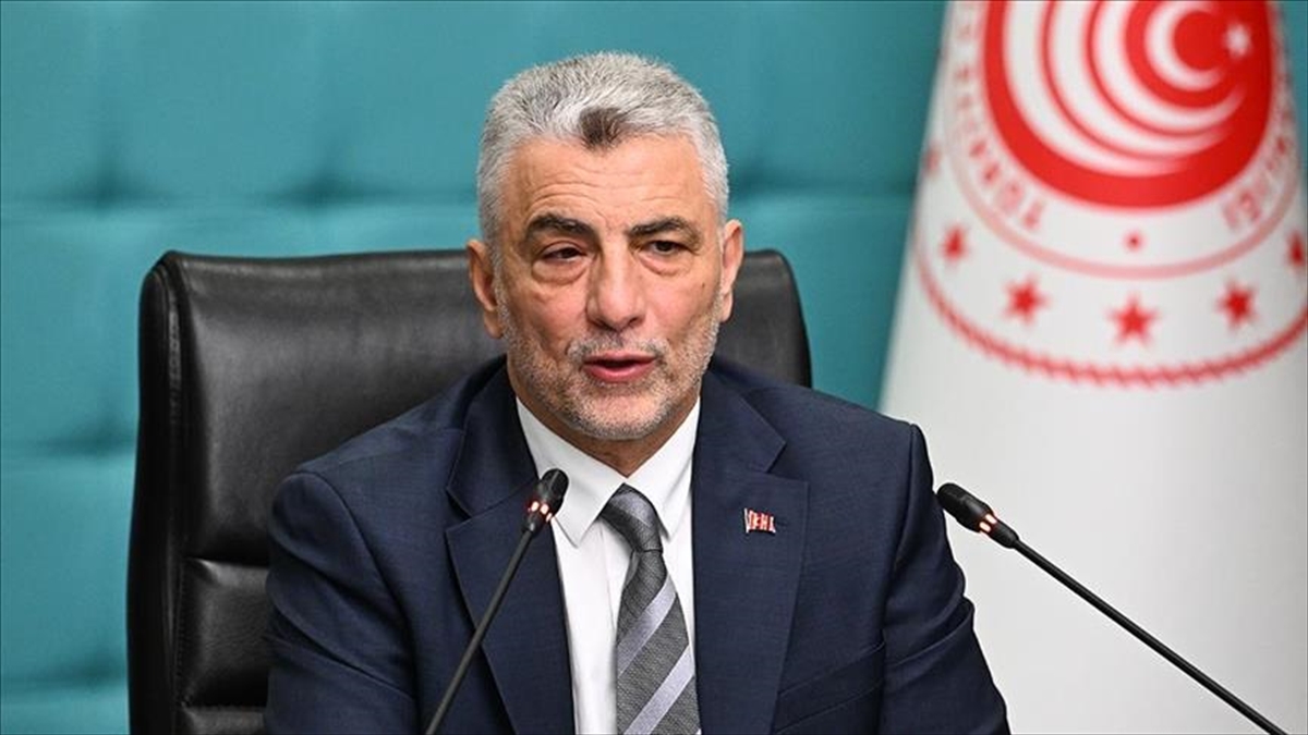 ANKARA (AA) – Bolat, TRT Haber’in canlı yayınında, otomotiv piyasası,