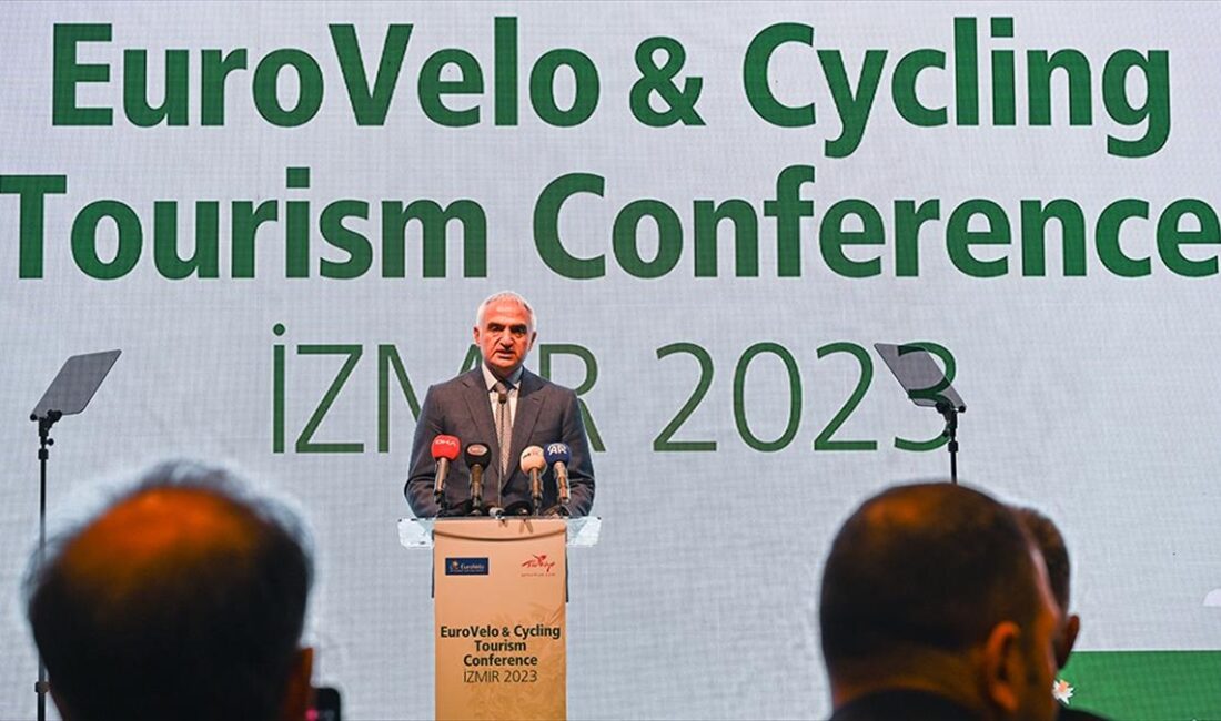 Kültür ve Turizm Bakanı Ersoy, Avrupa kıtasını birbirine bağlayan bisiklet