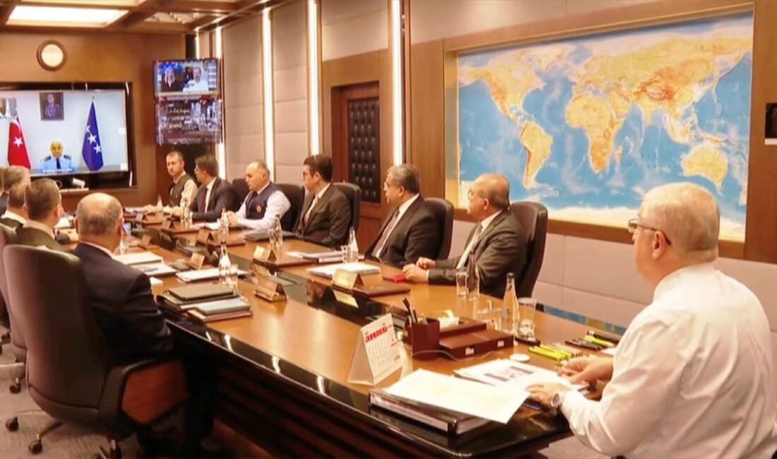 Milli Savunma Bakanı Yaşar Güler, yurt içindeki ve sınır ötesindeki