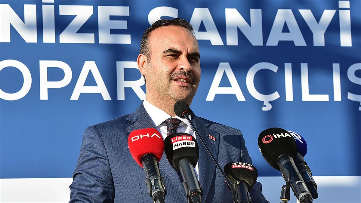 Kacır, Türkiye Yüzyılı'na adım atarken büyük ölçekli ve entegre petrokimya