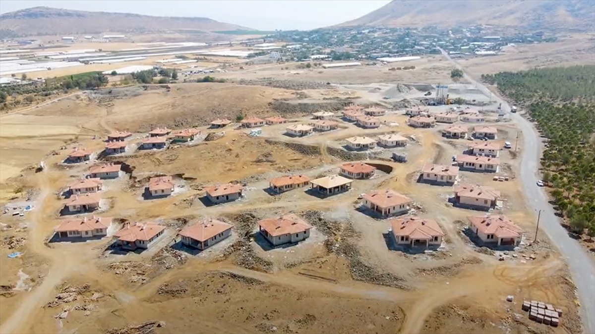 Çevre, Şehircilik ve İklim Değişikliği Bakanı Mehmet Özhaseki, Kahramanmaraş'ta 82