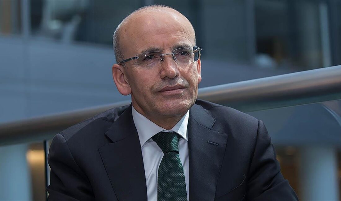 Mehmet Şimşek, Körfez ve ABD ziyaretlerinin ardından gittiği Londra'da toplam