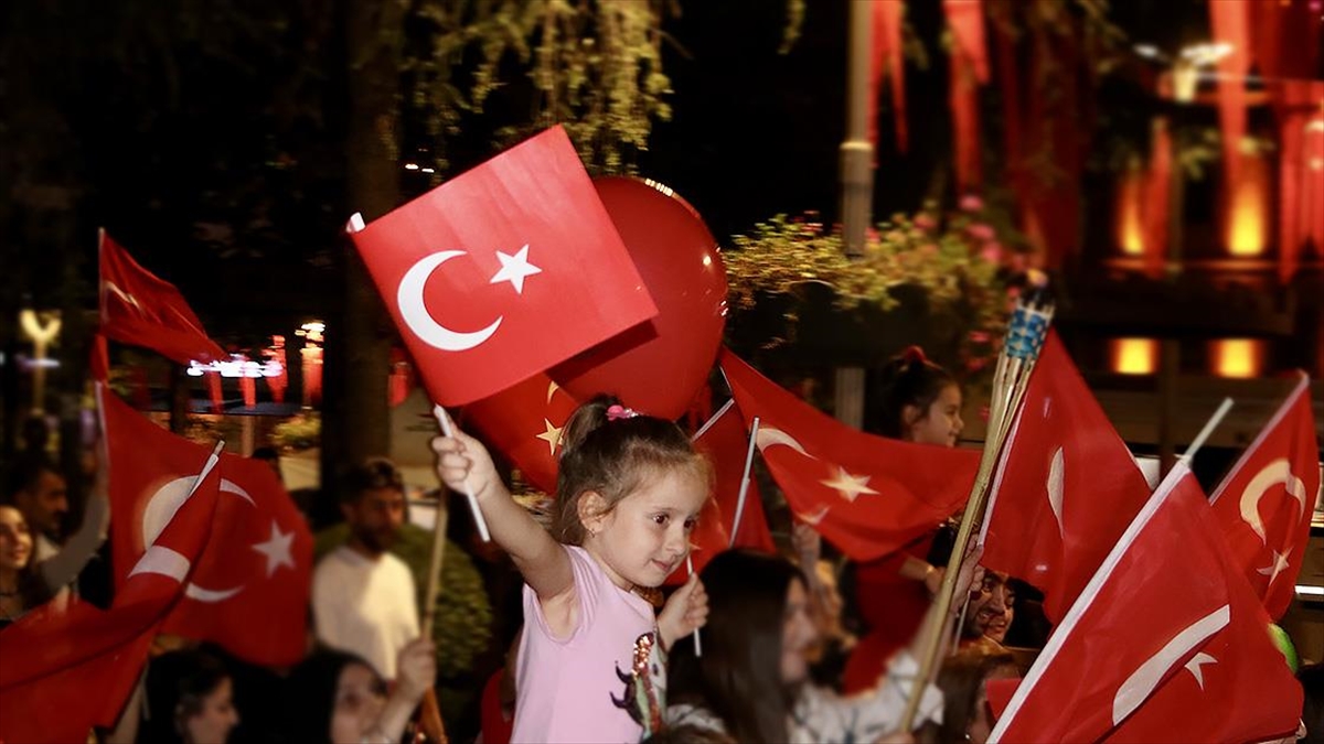 İSTANBUL (AA) – Beşiktaş Kulübünün internet sitesinde başkan Ahmet Nur