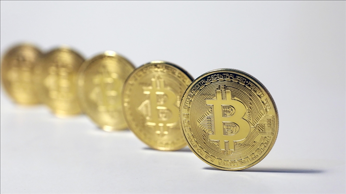 BERLIN (AA) – Analiz şirketi Coinmarketcap’in verilerine göre, Bitcoin dahil