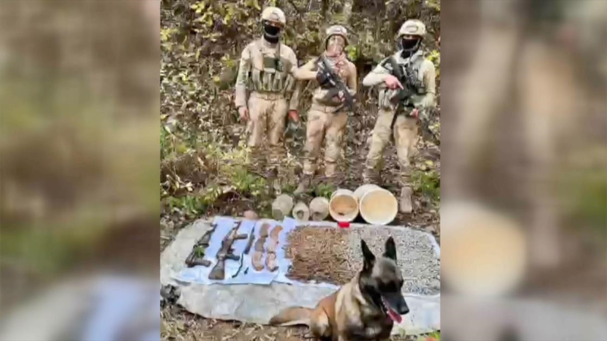 Bitlis'in Hizan ilçesinde terör örgütü PKK'ya yönelik operasyonda, araziye gizlenmiş