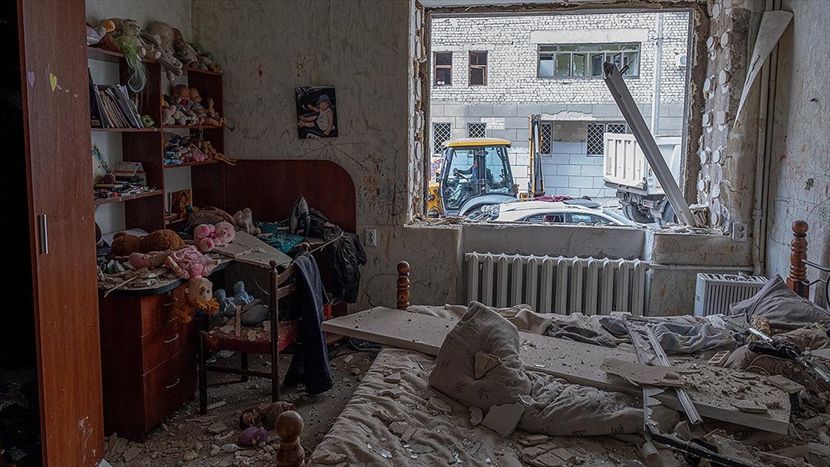 Birleşmiş Milletler (BM), Rusya-Ukrayna Savaşı'nda, 560'sı çocuk 9 bin 806