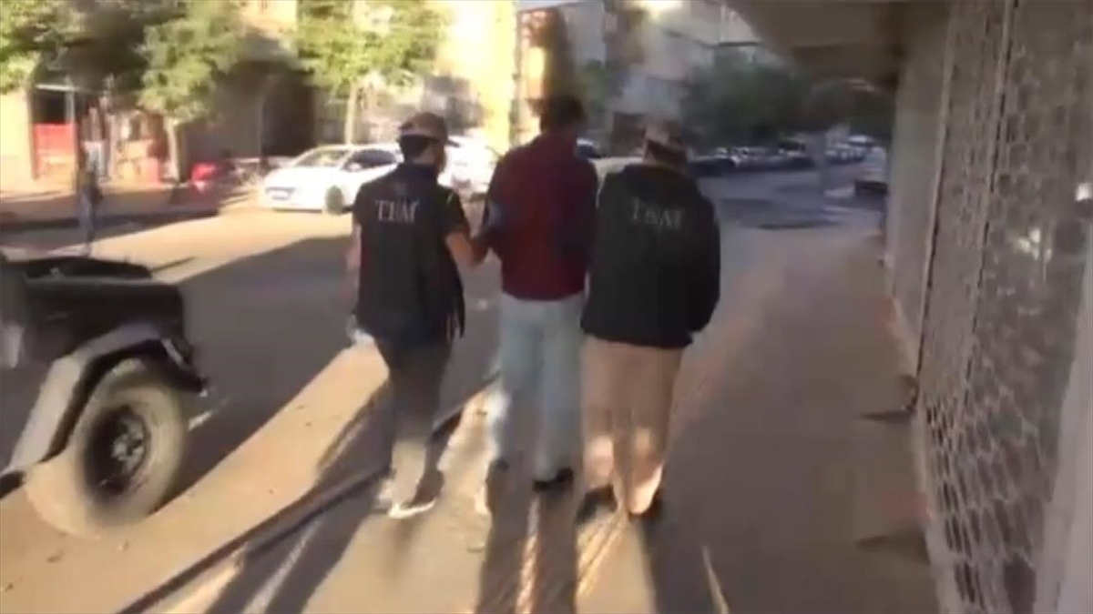 İçişleri Bakanı Ali Yerlikaya, bölücü terör örgütüne yönelik 11 ilde