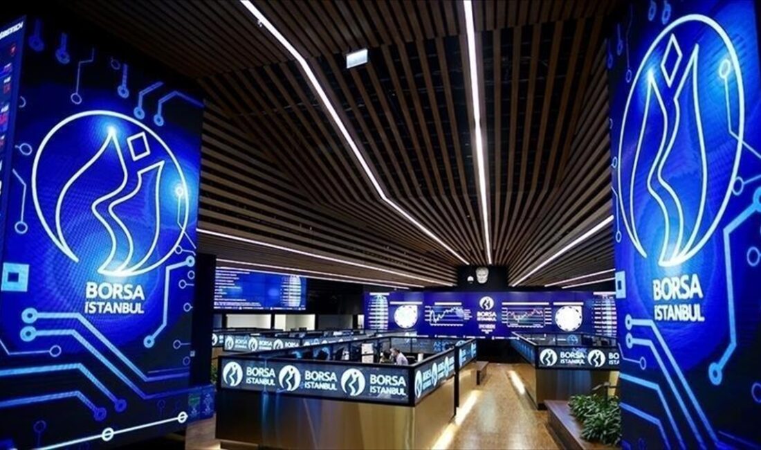 Borsa İstanbul'da BIST 100 endeksi, güne yüzde 0,21 yükselişle 7.677,78