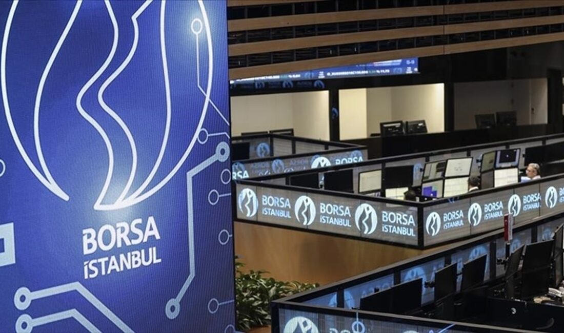 Borsa İstanbul'da BIST 100 endeksi, günün ilk yarısında 8.456,16 puanla