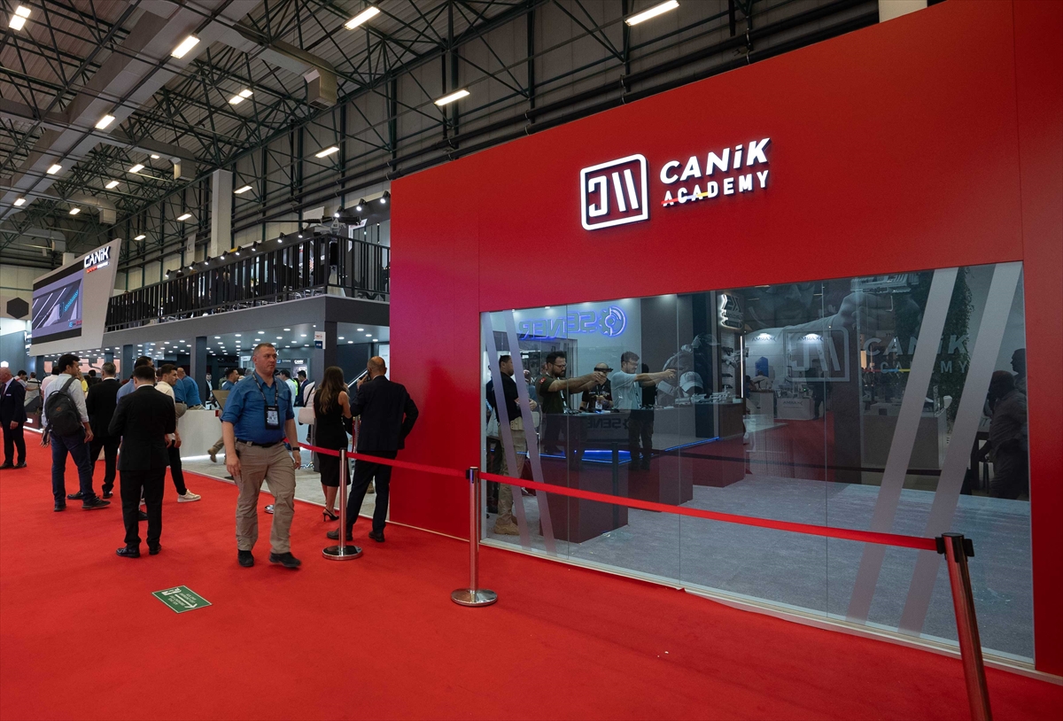 - CANiK Academy, 2024'te eğitim ihracatı halkasını daha da genişletmeyi