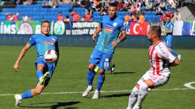 Trendyol Süper Lig'in 8. haftasında Çaykur Rizespor, sahasında Yılport Samsunspor'u
