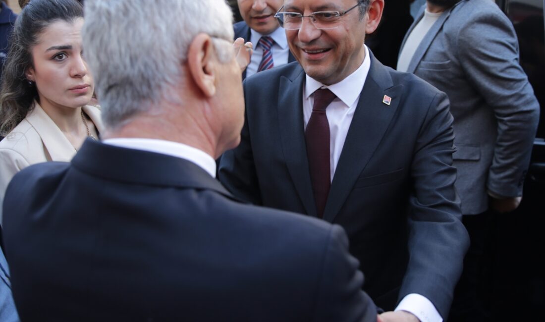 - "Yeniden muhalefetin derlenmesine, toplanmasına, birleşmesine ihtiyaç var. Neye ihtiyaç