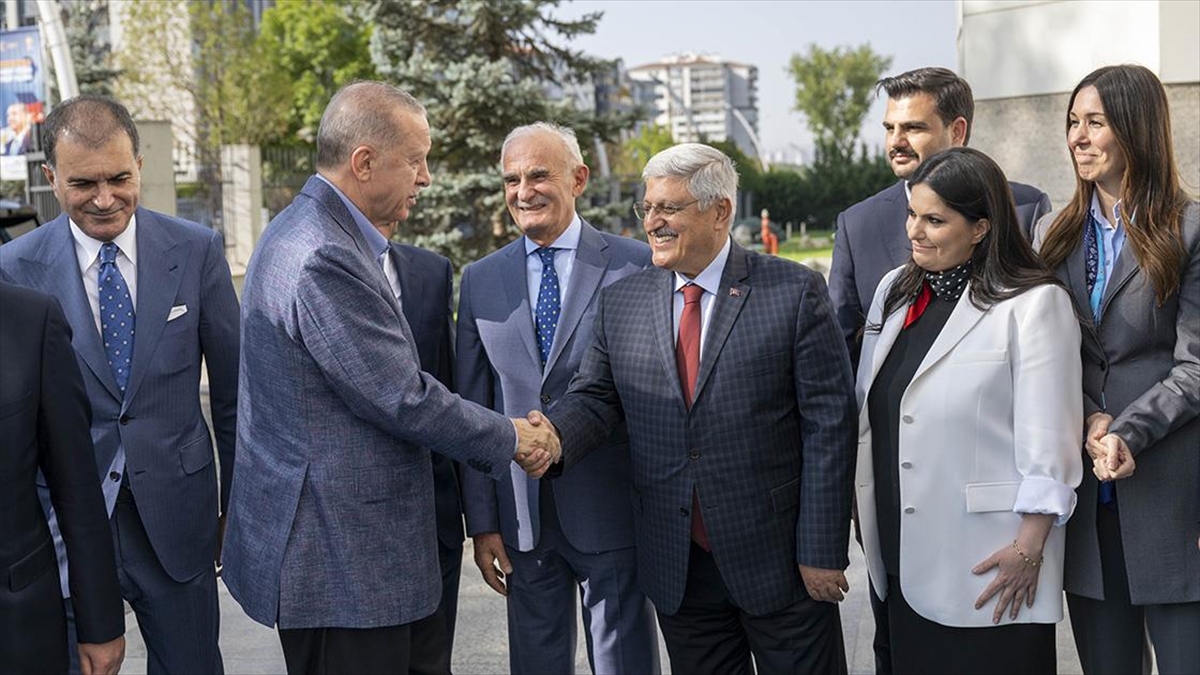 Cumhurbaşkanı ve AK Parti Genel Başkanı Recep Tayyip Erdoğan, AK