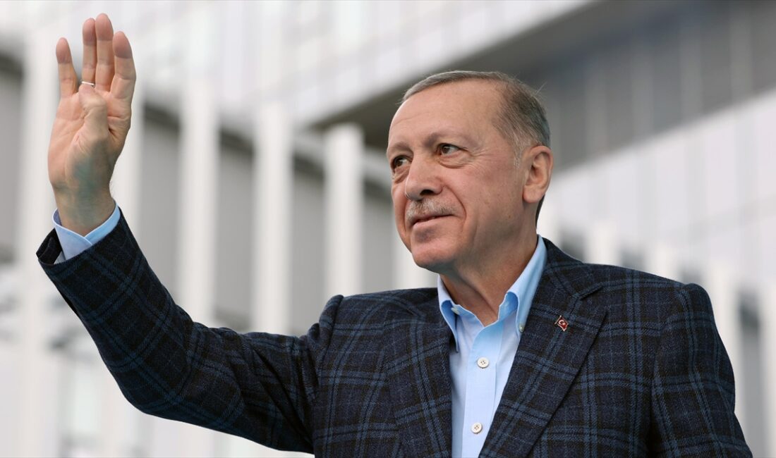 Cumhurbaşkanı Erdoğan, "Yarın milletimizin her bir ferdini Filistinli kardeşlerimizle dayanışmamızı