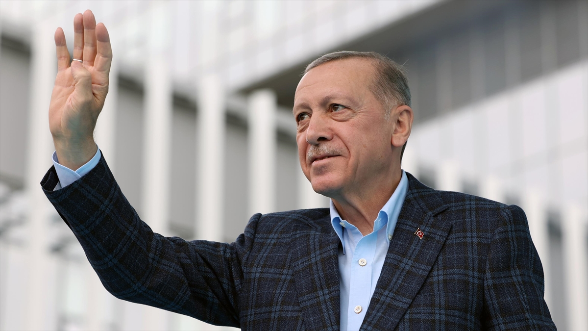 Cumhurbaşkanı Erdoğan, "Yarın milletimizin her bir ferdini Filistinli kardeşlerimizle dayanışmamızı