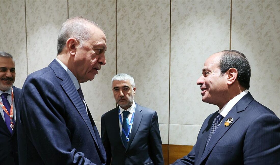 Cumhurbaşkanı Erdoğan, Mısır Cumhurbaşkanı Sisi ile telefonda görüştü. Görüşmede İsrail-Filistin