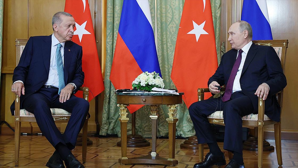 Cumhurbaşkanı Erdoğan, Rusya Devlet Başkanı Putin ile telefon görüşmesinde, İsrail-Filistin