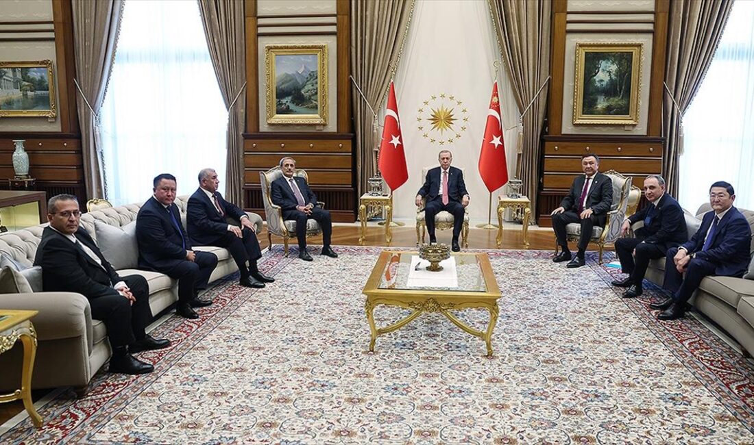 Cumhurbaşkanı Recep Tayyip Erdoğan, Yargıtay Cumhuriyet Başsavcısı Bekir Şahin ile