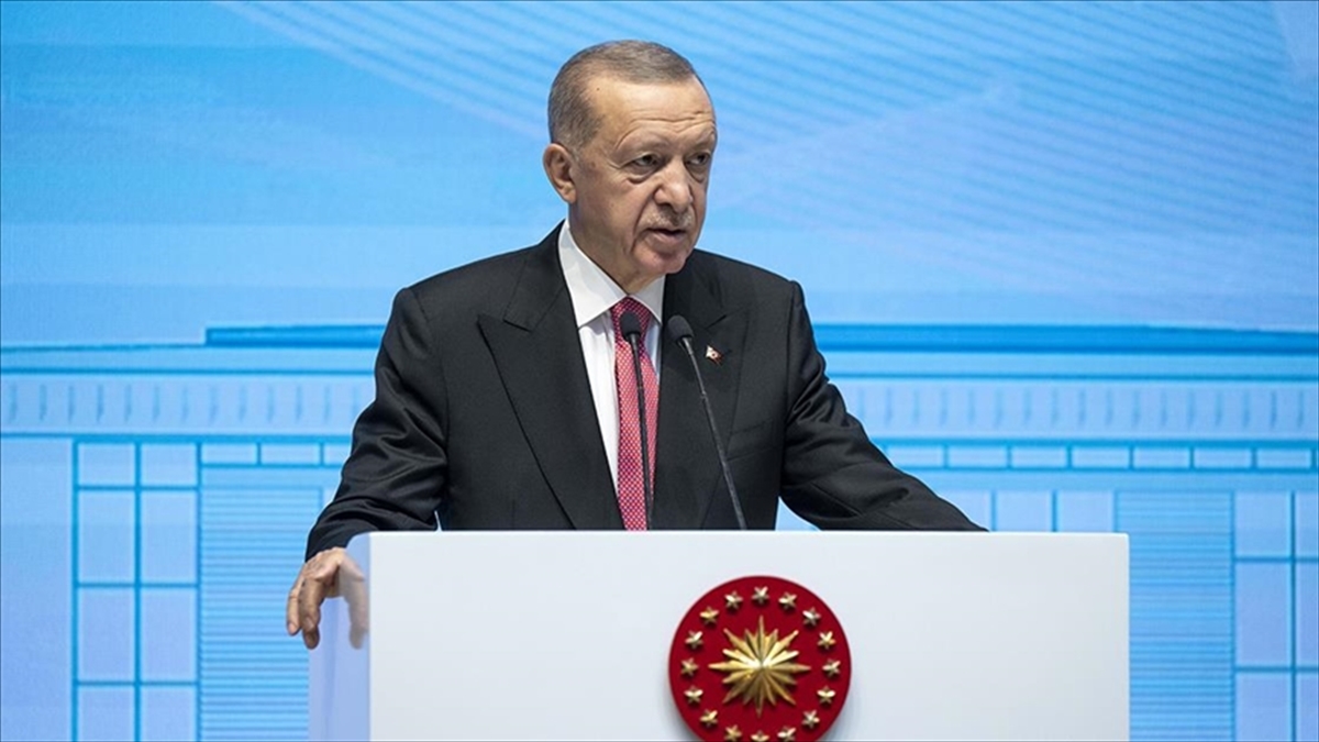 Cumhurbaşkanı Recep Tayyip Erdoğan, "Vesayetçilerin 27 Mayıs 1960 darbesiyle Türkiye'nin