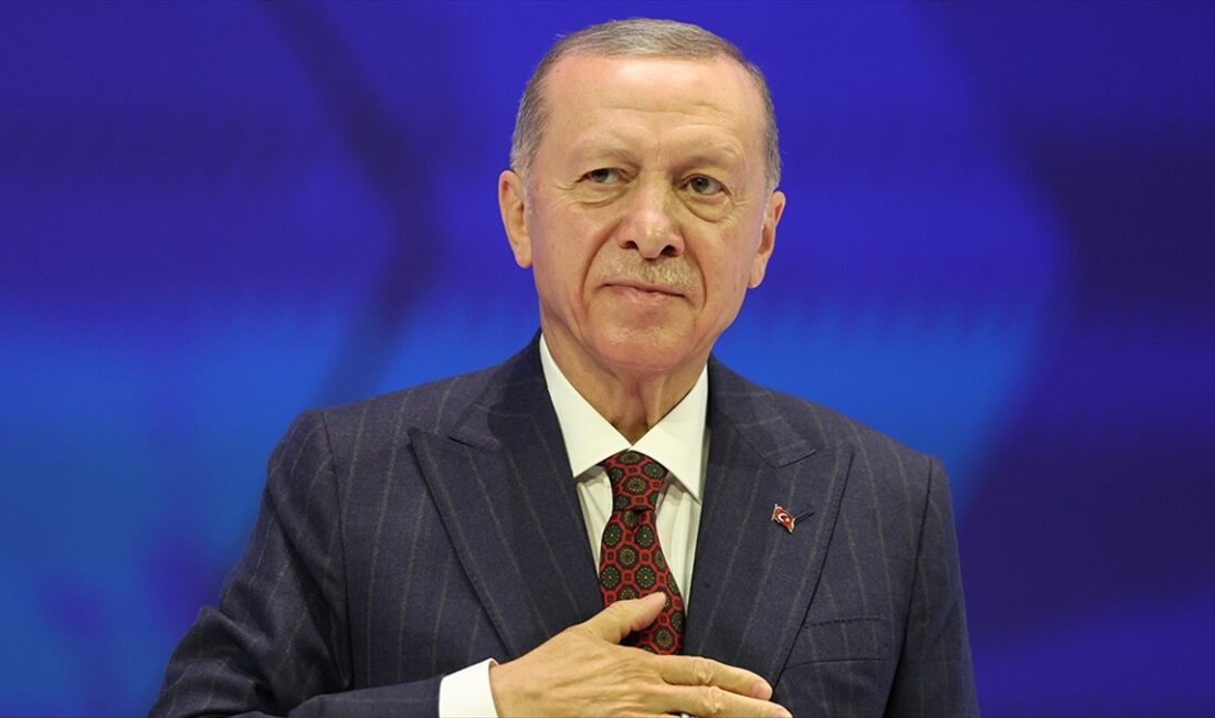 Cumhurbaşkanı Recep Tayyip Erdoğan, AK Parti 4. Olağanüstü Büyük Kongresi'nde,