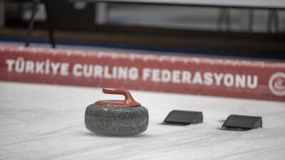 Türkiye Curling Federasyonu Başkanı Kenan Şebin, "Kadınlarda dünya sıralamasında ilk