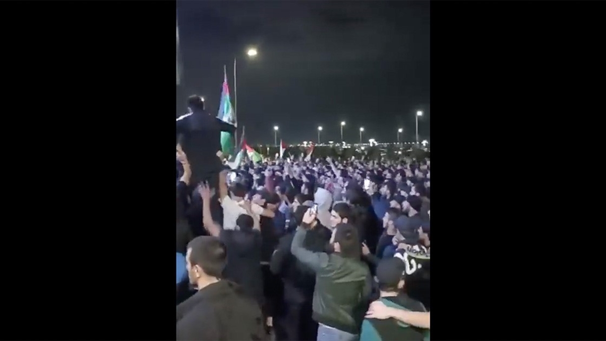 Rusya Federasyonu'na bağlı Dağıstan Özerk Cumhuriyeti'ndeki Mahaçkale Havalimanı'nda İsrail’den gelen