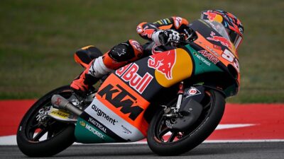 Milli motosikletçi Deniz Öncü, Moto3 Dünya Şampiyonası'nın Endonezya'da düzenlenen 15.