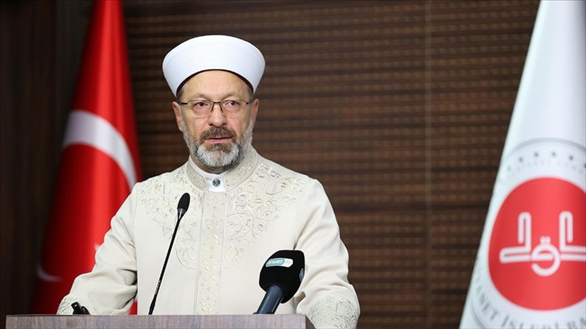 Diyanet İşleri Başkanı Ali Erbaş, "Ümmetin vahdetini, birlik ve beraberliğimizi