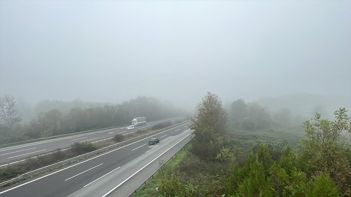 DÜZCE (AA) – Anadolu Otoyolu ve D-100 kara yolunun Düzce