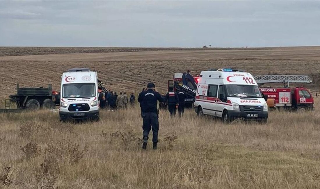Edirne'de askeri aracın devrilmesi sonucu yaralanan 3 askeri personelden biri